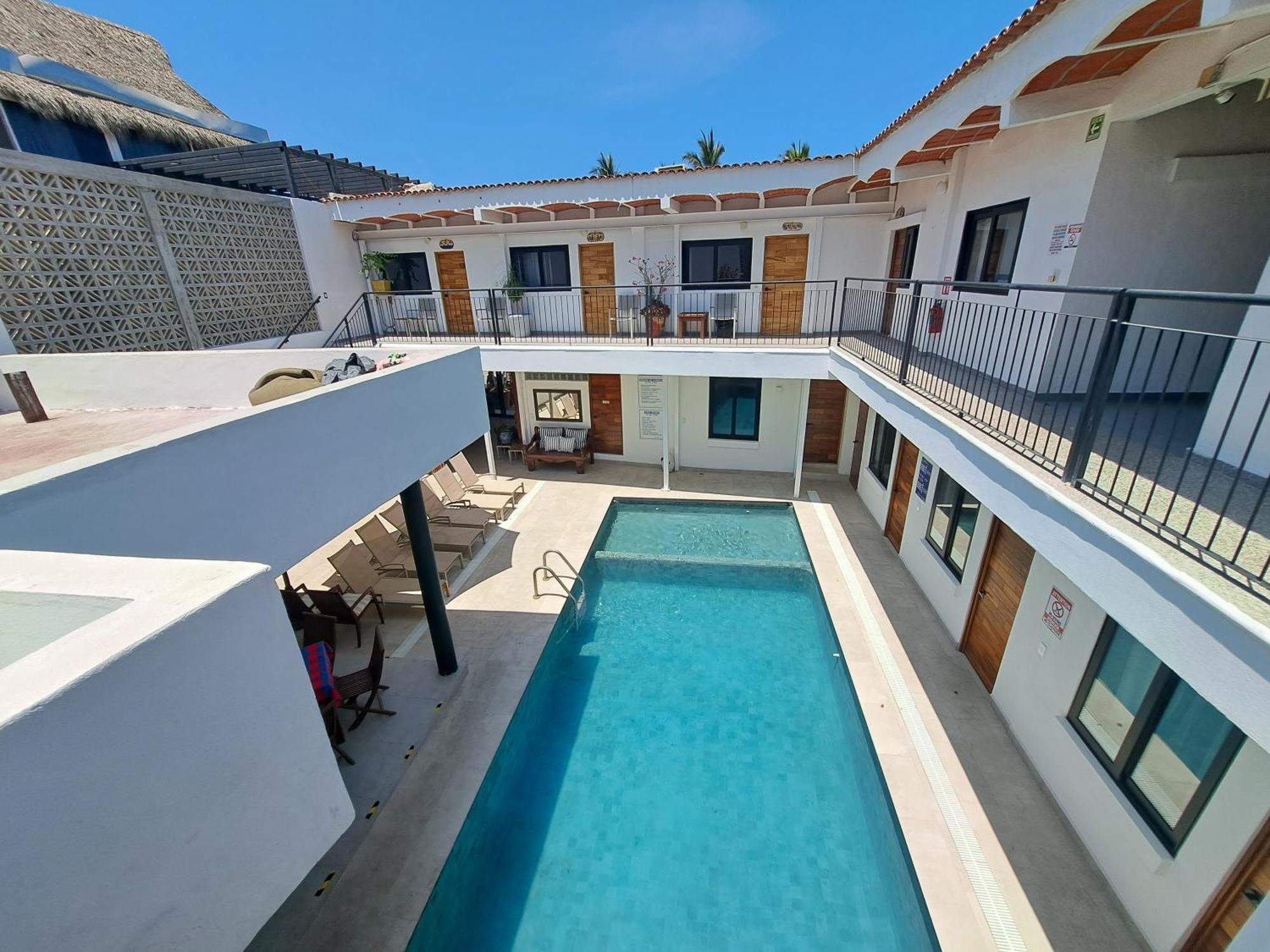 Hotel Diamante Саюлита Екстериор снимка