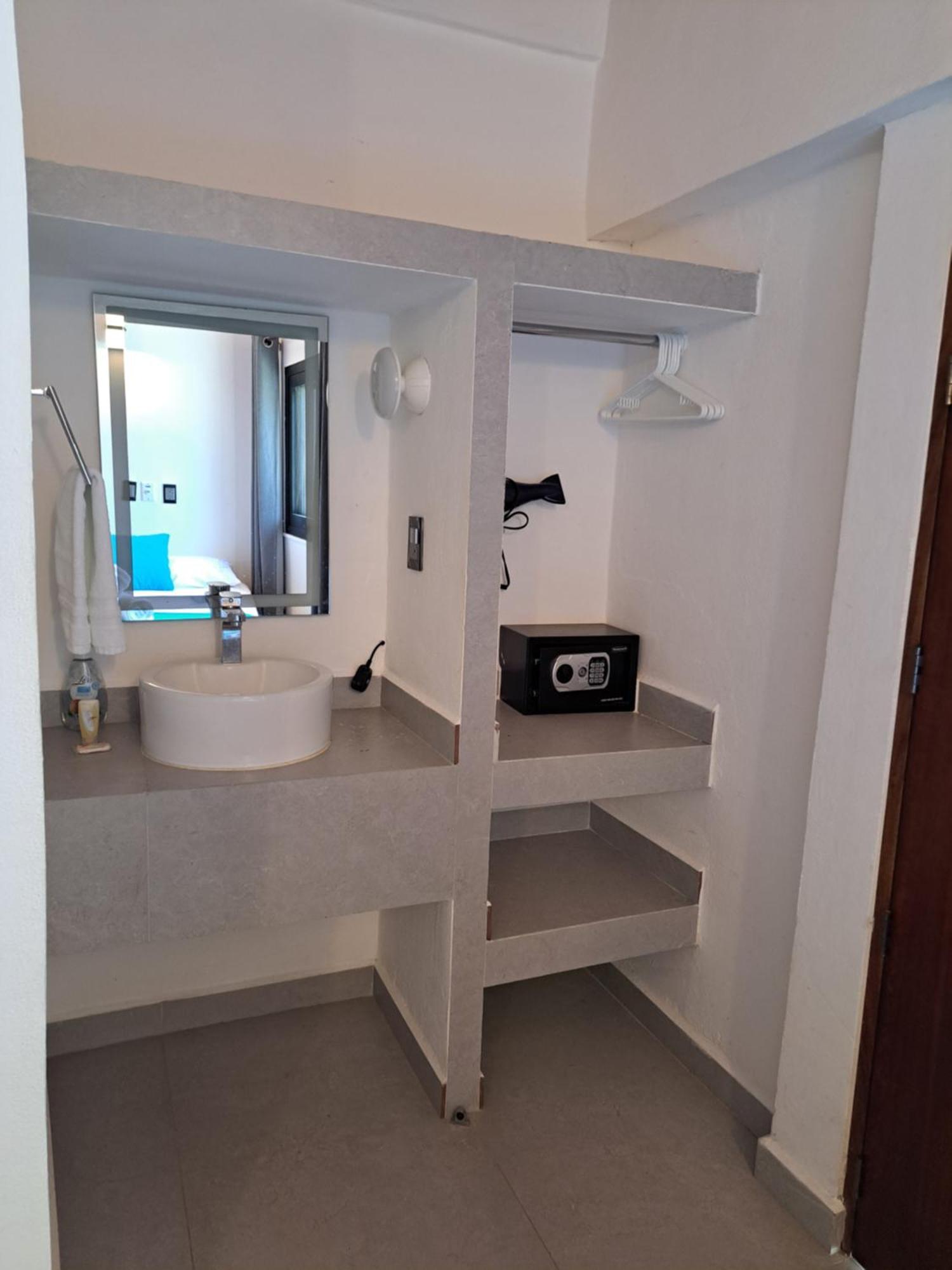 Hotel Diamante Саюлита Екстериор снимка